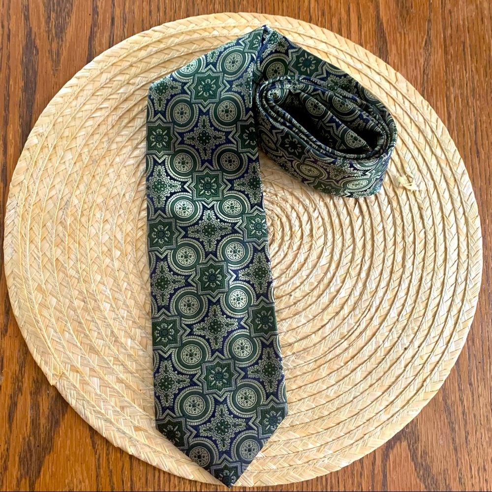 Stefano Conti Italian Beautiful Rare Prints 100% Silk Men Neck Dress Tie